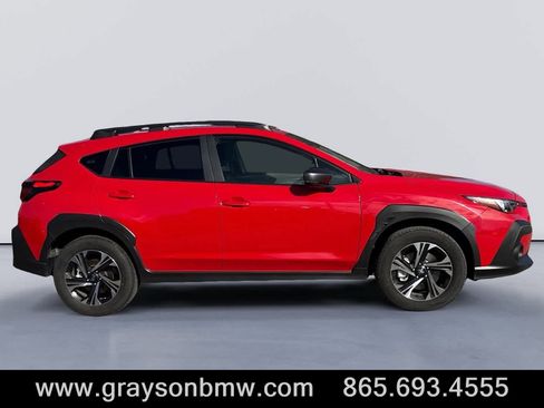Used 2024 Subaru Crosstrek 2.0i Premium image 2