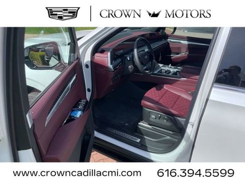 New 2025 Cadillac Escalade ESV Premium Luxury w/ Touring Package image 19