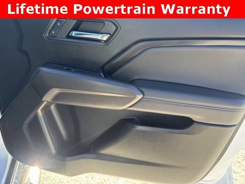 Used 2024 Chevrolet Colorado LT w/ LT Convenience Package image 20