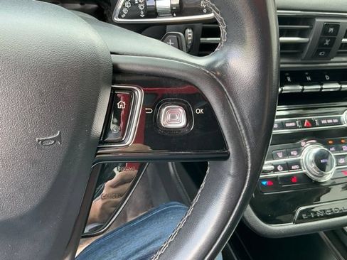 Used 2022 Lincoln Corsair Reserve FWD image 27