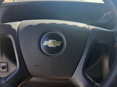 Used 2015 Chevrolet Express 2500 w/ Cold Climate Package RWD image 8