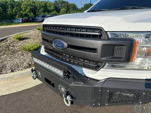 Used 2019 Ford F150 XLT w/ Equipment Group 302A Luxury AWD/4WD image 3