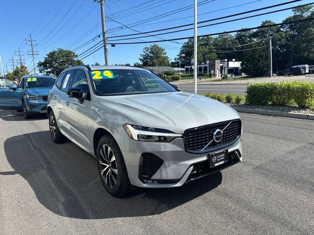 Certified 2024 Volvo XC60 B5 Core w/ Protection Package Premier AWD/4WD image 6