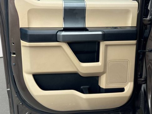 Used 2017 Ford F150 XLT w/ Equipment Group 302A Luxury image 13