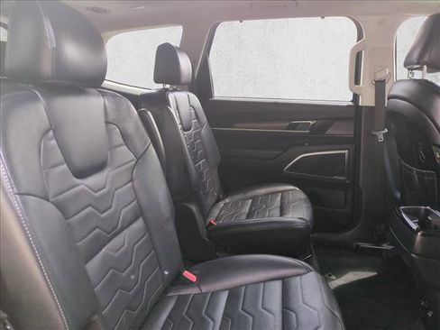 Used 2020 Kia Telluride SX w/ SX Prestige Package image 24