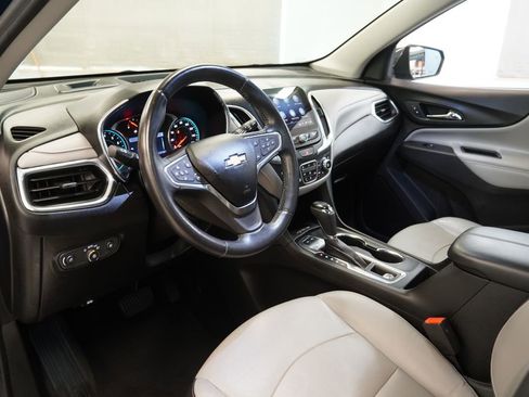Used 2020 Chevrolet Equinox Premier AWD/4WD image 7