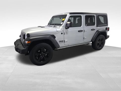 Used 2022 Jeep Wrangler Unlimited Sport AWD/4WD image 29