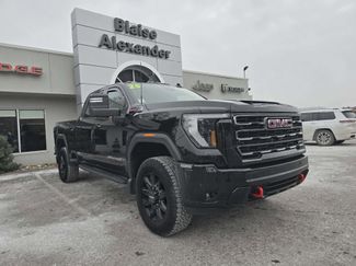 Used 2025 GMC Sierra 2500 AT4 w/ AT4 Premium Plus Package video 1