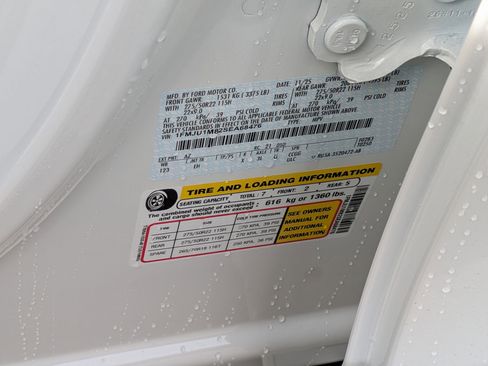 New 2025 Ford Expedition Platinum w/ Driver's Package image 38