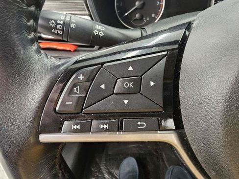 Used 2019 Nissan Altima 2.5 SL FWD image 12
