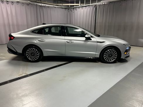 Used 2024 Hyundai Sonata Limited image 8