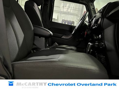 Used 2017 Jeep Wrangler Unlimited Sport w/ Connectivity Group image 23