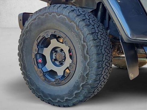 Used 2022 Jeep Wrangler Unlimited Rubicon 4xe w/ Steel Bumper Group AWD/4WD image 16