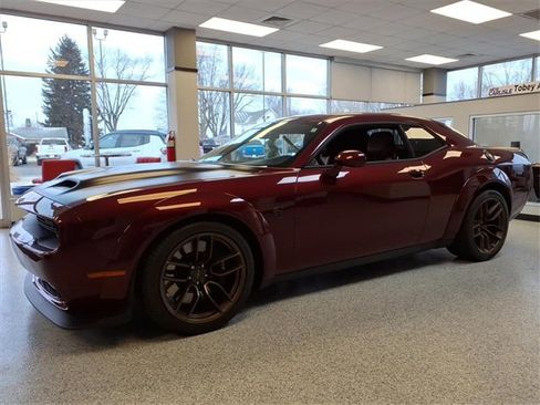 Used 2023 Dodge Challenger SRT Hellcat image 4