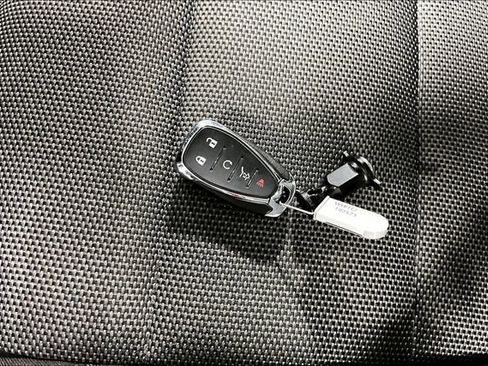 Used 2023 Chevrolet Traverse LT w/ LPO, Floor Liner Package AWD/4WD image 32