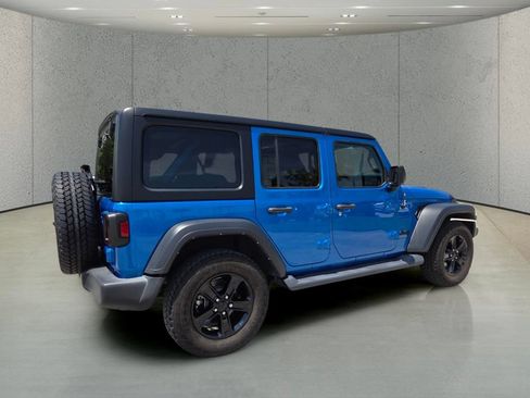 Used 2023 Jeep Wrangler Unlimited Sport AWD/4WD image 4