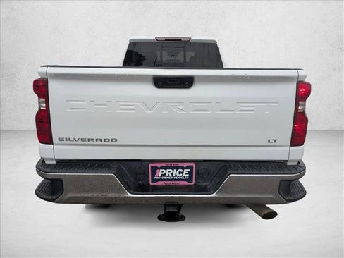 Used 2022 Chevrolet Silverado 2500 LT w/ Convenience Package AWD/4WD image 7