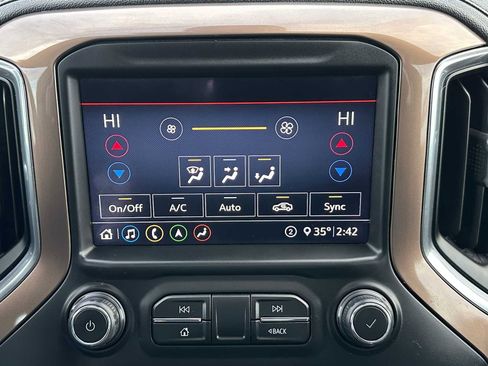 Used 2020 Chevrolet Silverado 1500 High Country w/ Technology Package image 27