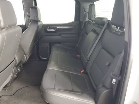Used 2025 GMC Sierra 1500 SLT RWD image 14