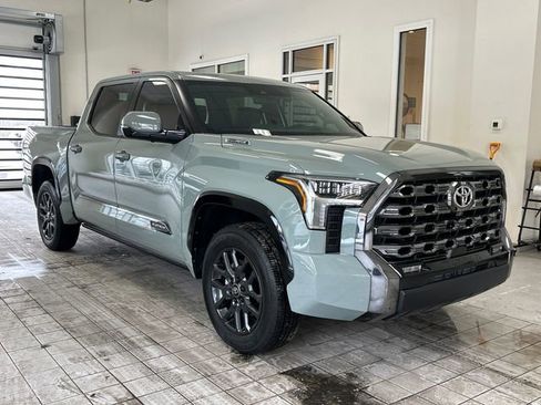 Used 2025 Toyota Tundra Platinum image 5