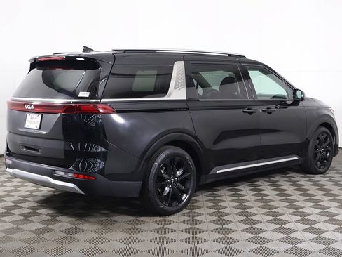 Used 2024 Kia Carnival SX Prestige FWD image 13