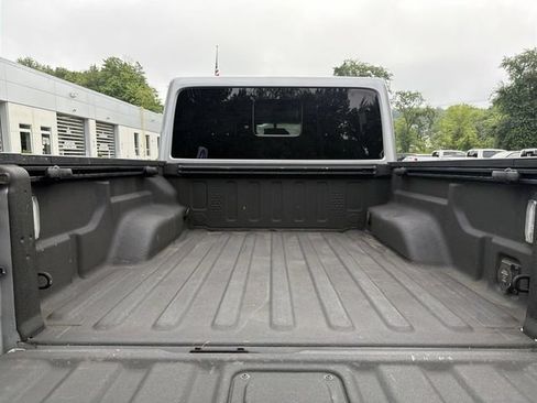 Used 2020 Jeep Gladiator Rubicon AWD/4WD image 26