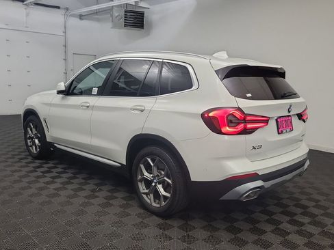 Used 2024 BMW X3 sDrive30i w/ Premium Package image 3
