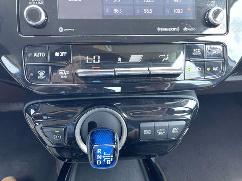Used 2020 Toyota Prius Prime LE FWD image 17