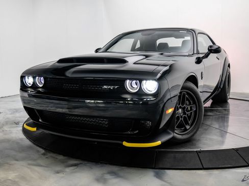 Used 2023 Dodge Challenger SRT Hellcat Redeye image 5