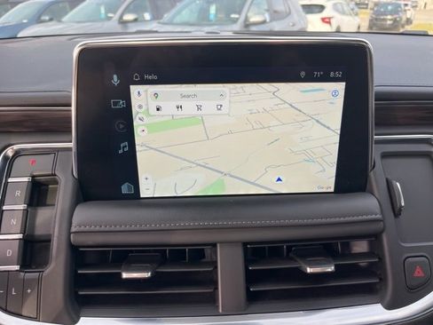 Used 2023 Chevrolet Suburban Z71 w/ Luxury Package image 25