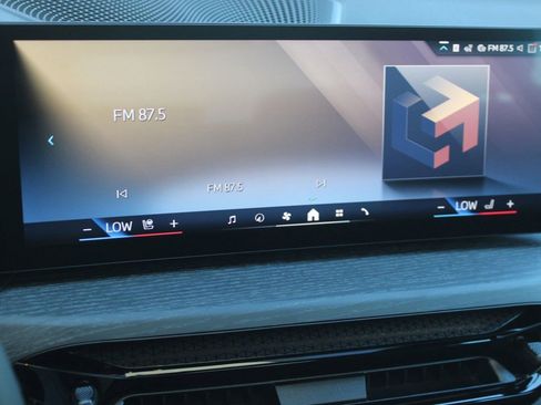 New 2026 BMW 330i Sedan w/ M Sport Package image 22