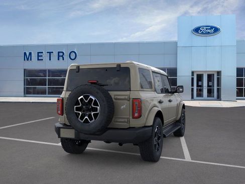 New 2026 Ford Bronco Outer Banks image 8