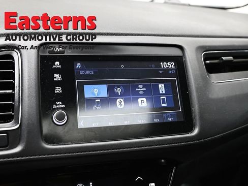 Used 2021 Honda HR-V EX image 18