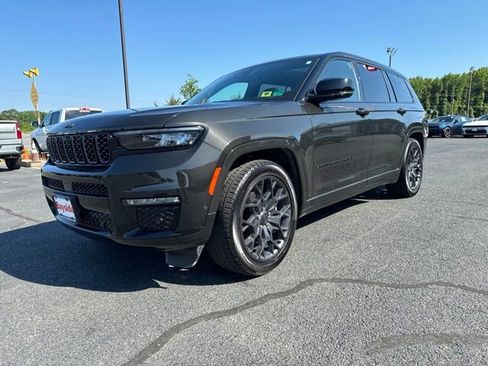 Used 2025 Jeep Grand Cherokee L Summit AWD/4WD image 18