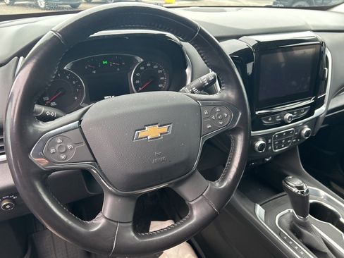 Used 2019 Chevrolet Traverse LT image 24