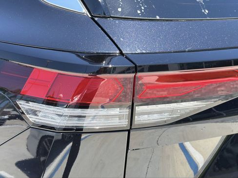 New 2026 Volkswagen Tiguan S FWD image 10