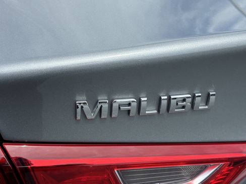 Used 2023 Chevrolet Malibu LT FWD image 11