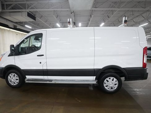 Used 2022 Ford Transit 250 Low Roof w/ Exterior Upgrade Package RWD image 25