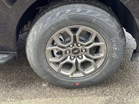 New 2026 Ford Expedition Active RWD image 9