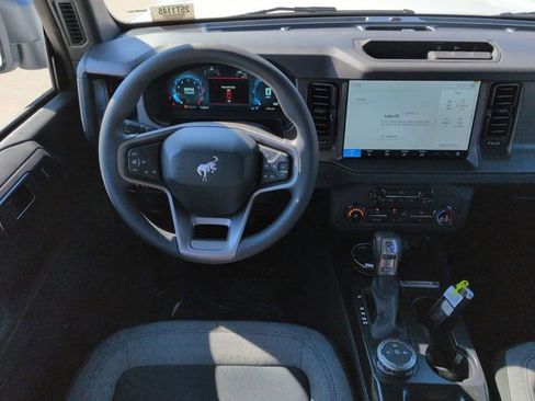 New 2025 Ford Bronco 4-Door image 14