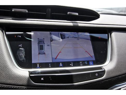New 2026 Cadillac XT5 Sportv w/ LPO, Onyx Lite Package AWD/4WD image 17