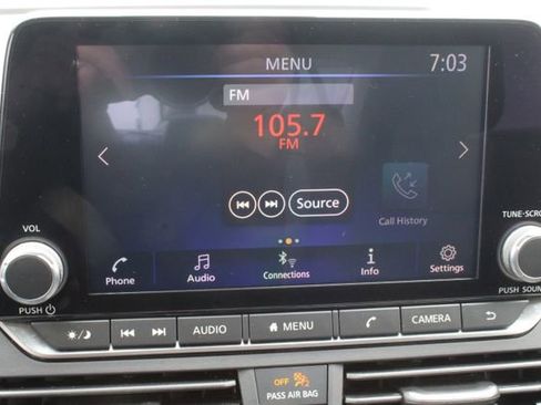 Used 2025 Nissan Altima 2.5 SV image 28