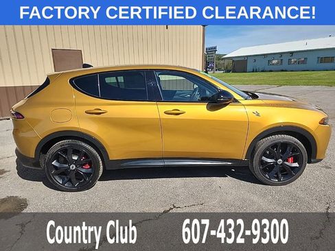 Used 2024 Dodge Hornet R/T Plus image 9