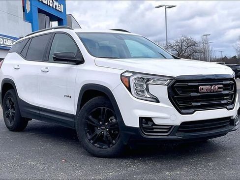 Used 2023 GMC Terrain AT4 image 1