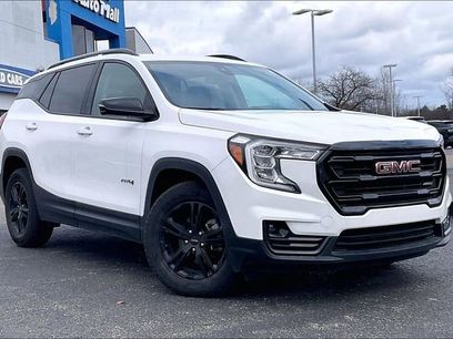 Used 2023 GMC Terrain AT4