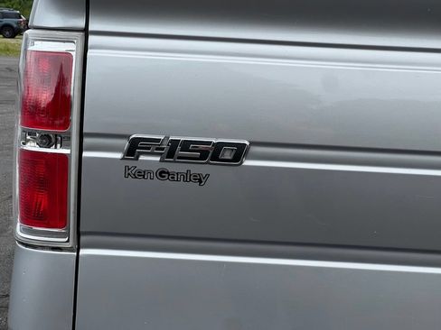 Used 2017 Ford F150 XLT RWD image 11