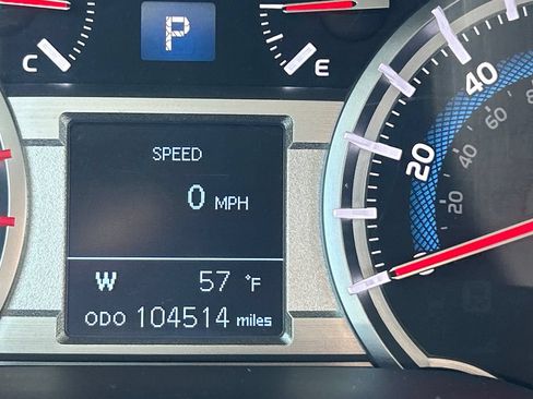 Used 2018 Toyota 4Runner SR5 Premium AWD/4WD image 17