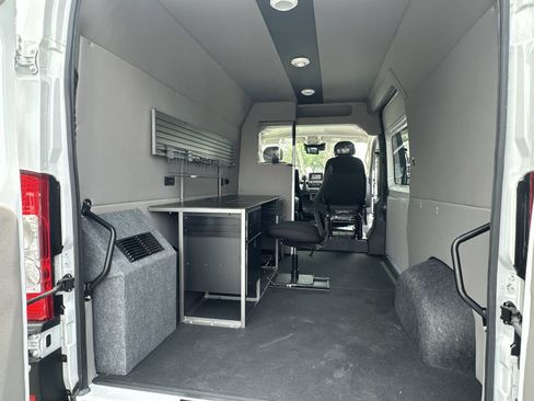 Used 2024 RAM ProMaster 1500 w/ Quick Order Package 22G SLT FWD image 13