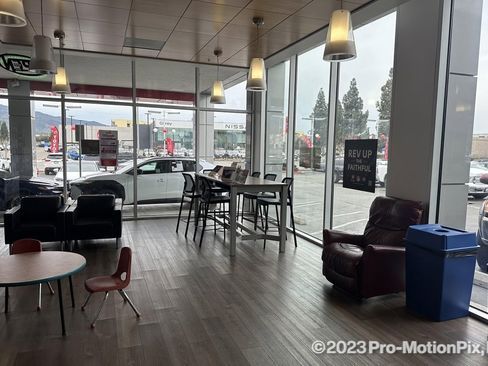 Used 2020 MINI Cooper 4-Door Hardtop image 13