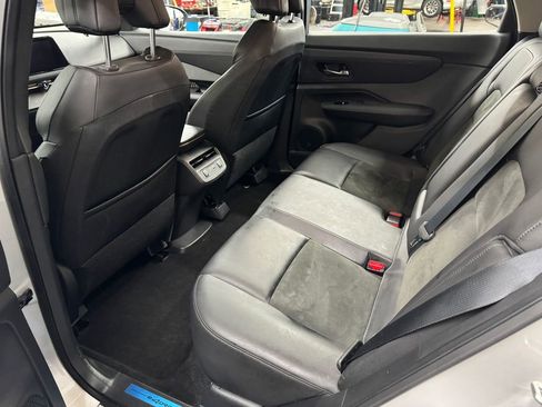 Used 2024 Nissan Ariya AWD image 15